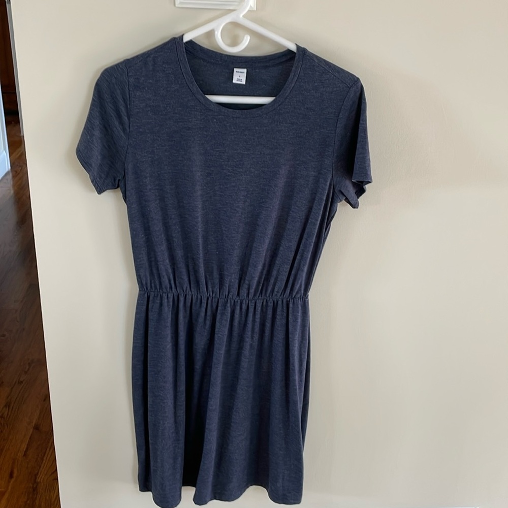 Old Navy T-shirt, dress elastic waist size small polyester blend in blue